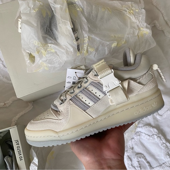 Adidas Bad Bunny Last Forum - Picture 2 of 10